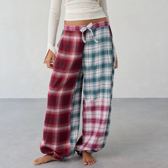 Urban Outfitters Other - UO Out From Under In Your Dreams Brushed Flannel Lounge Jogger Size XS